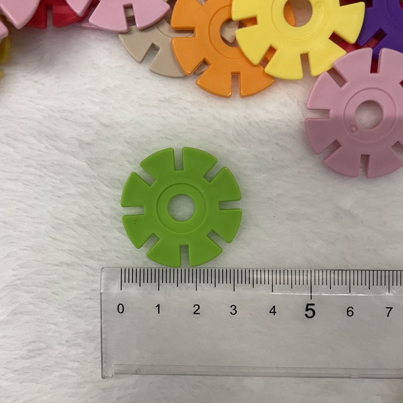 200pcs snow flake toy educativ - Spike Ball Game recension och pris