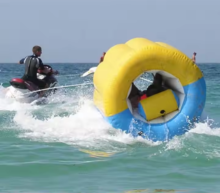 Water Inflatable Barf Ball Tow - Sports Equipment That Starts With A recension och pris